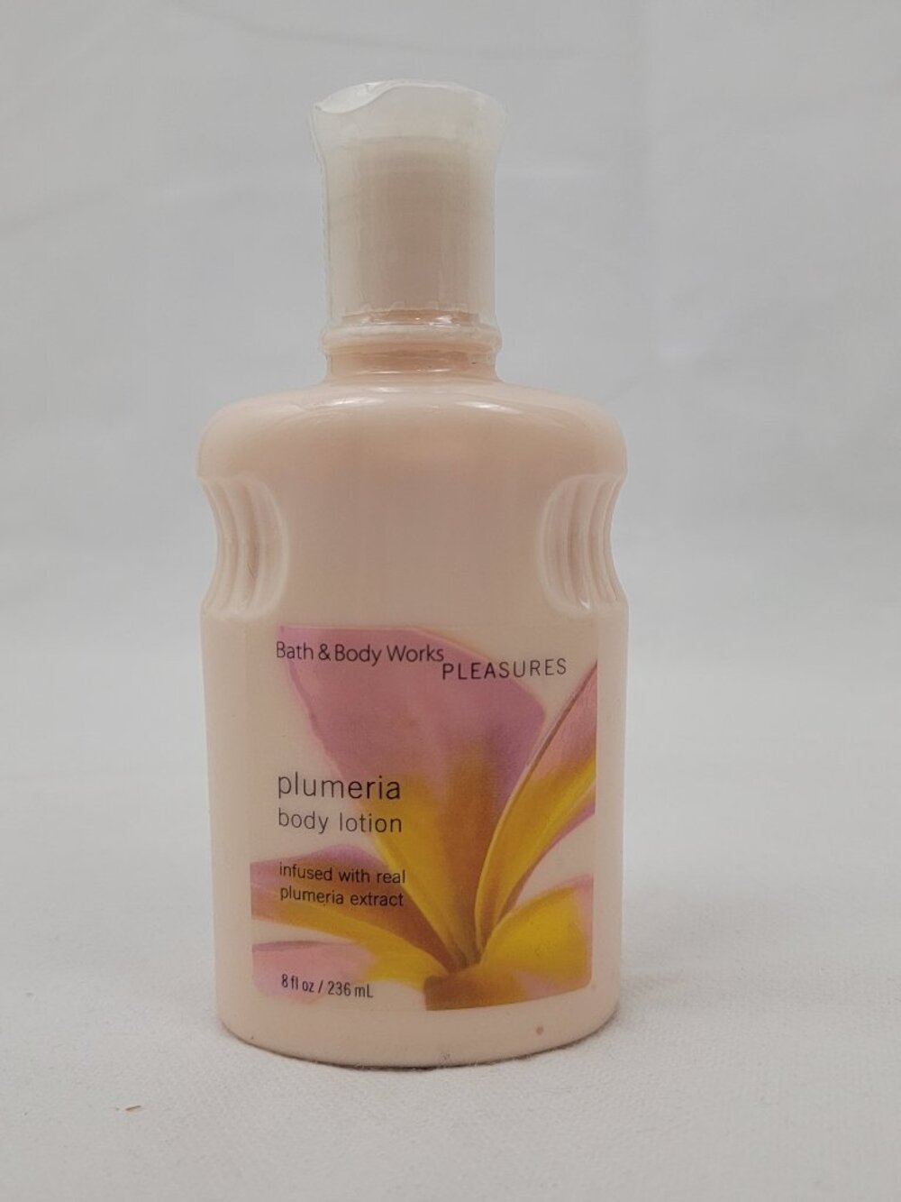 BATH & BODY WORKS Pleasures PLUMERIA Body Lotion 8 fl oz Sealed